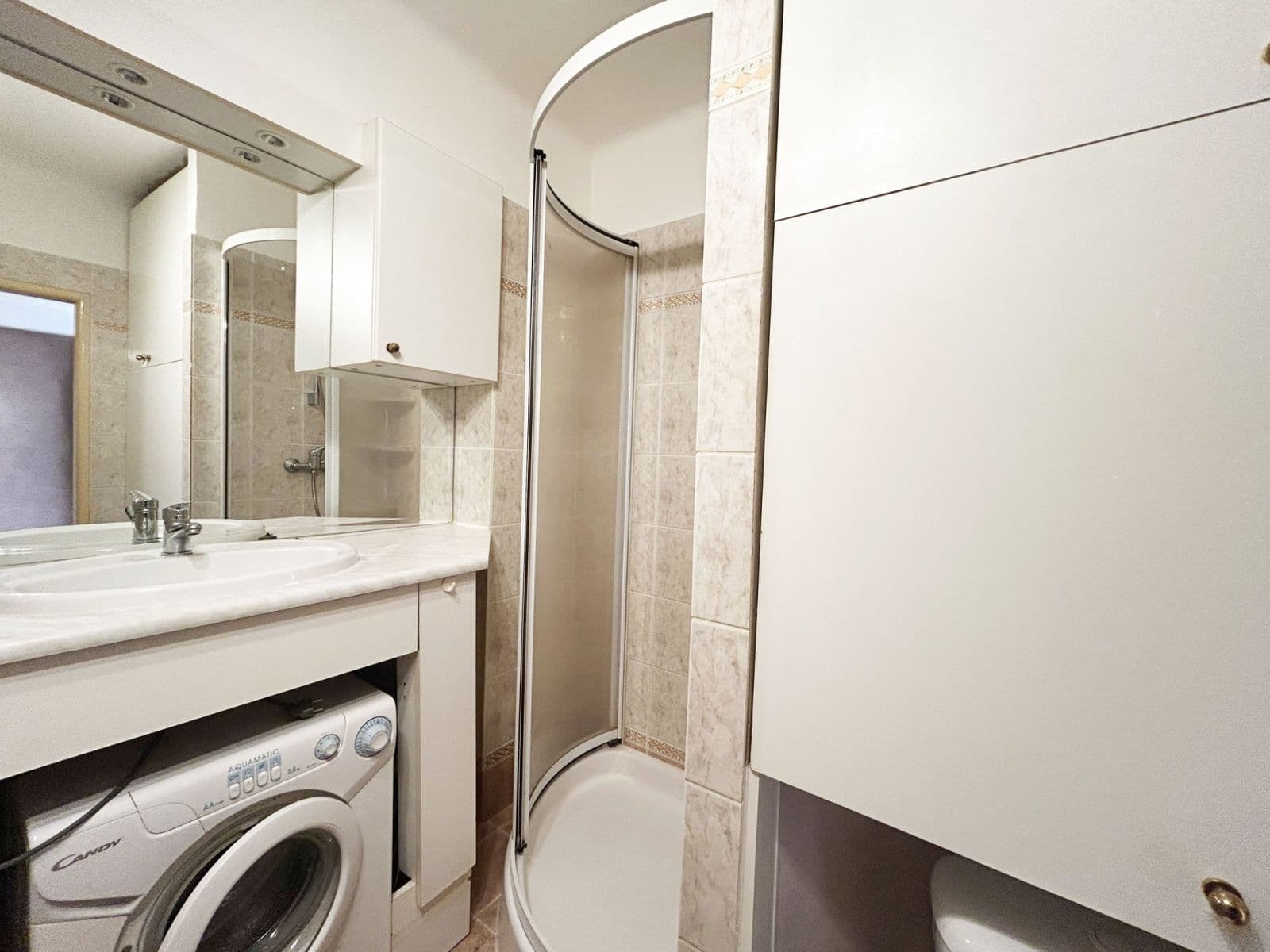 Pronájem bytu 1+kk 23 m², K Červenému vrchu, Praha, Praha Pronájem bytu 1+kk 23 m², K Červenému vrchu, Praha, Praha