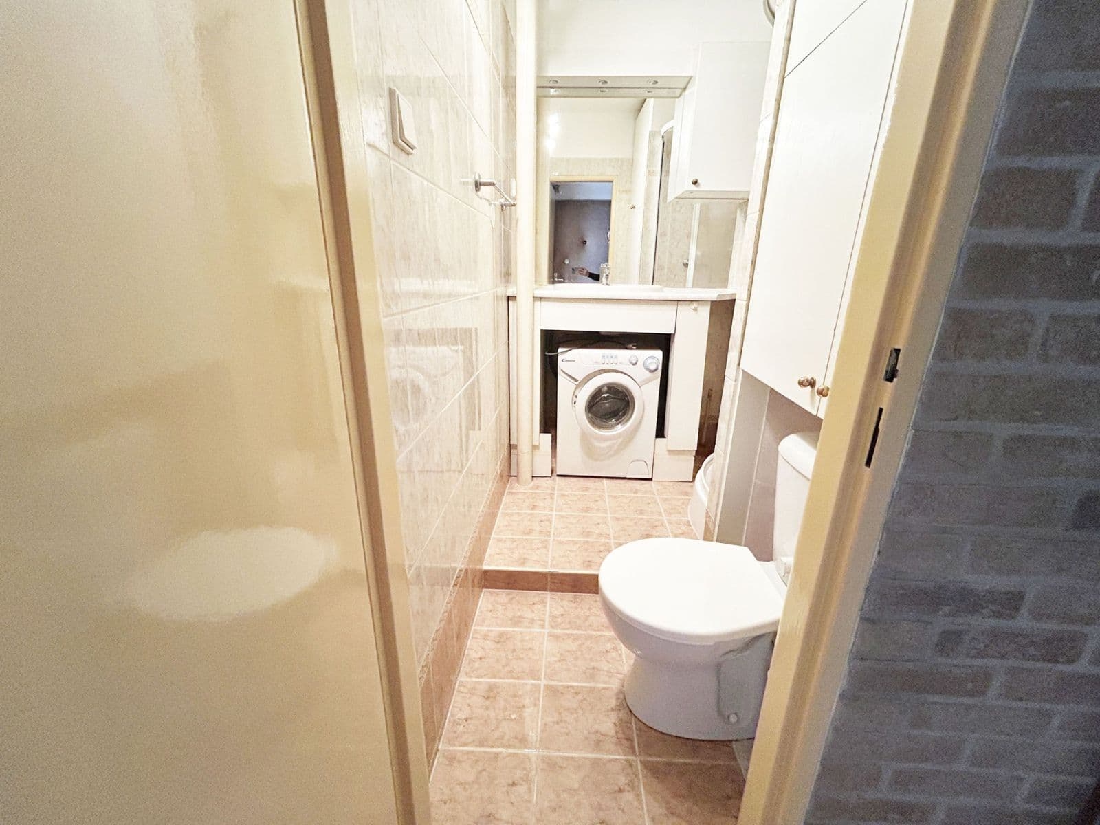 Pronájem bytu 1+kk 23 m², K Červenému vrchu, Praha, Praha Pronájem bytu 1+kk 23 m², K Červenému vrchu, Praha, Praha