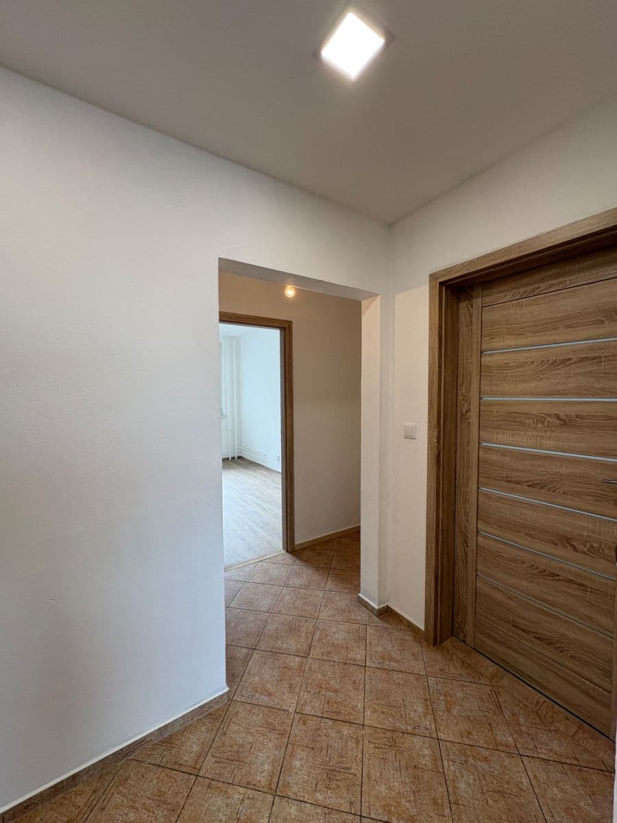 Pronájem bytu 3+1 70 m², Trnkova, Olomouc, Olomoucký kraj Pronájem bytu 3+1 70 m², Trnkova, Olomouc, Olomoucký kraj