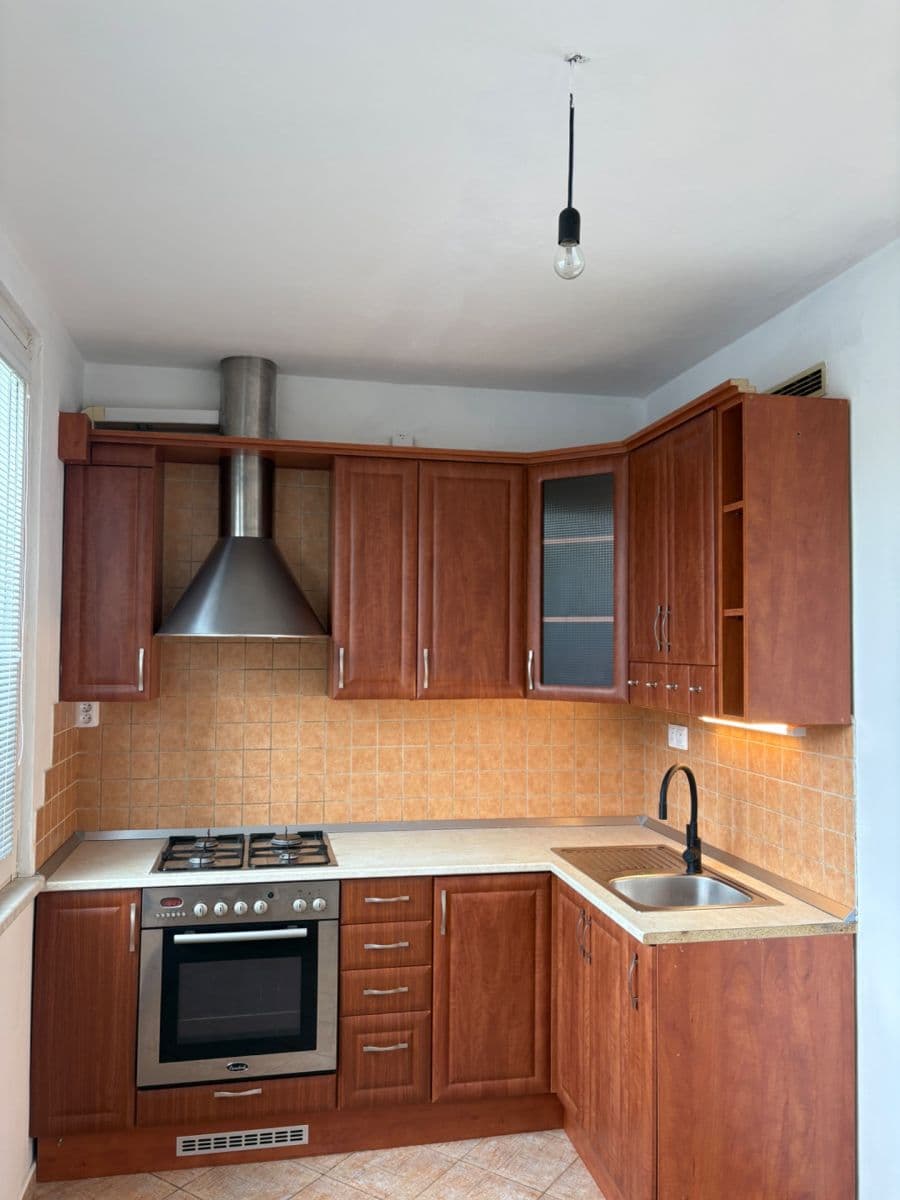 Pronájem bytu 3+1 70 m², Trnkova, Olomouc, Olomoucký kraj Pronájem bytu 3+1 70 m², Trnkova, Olomouc, Olomoucký kraj
