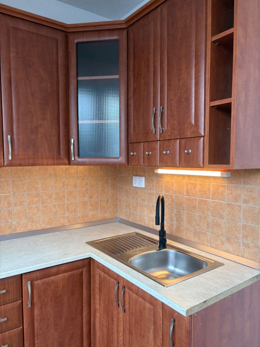 Pronájem bytu 3+1 70 m², Trnkova, Olomouc, Olomoucký kraj Pronájem bytu 3+1 70 m², Trnkova, Olomouc, Olomoucký kraj