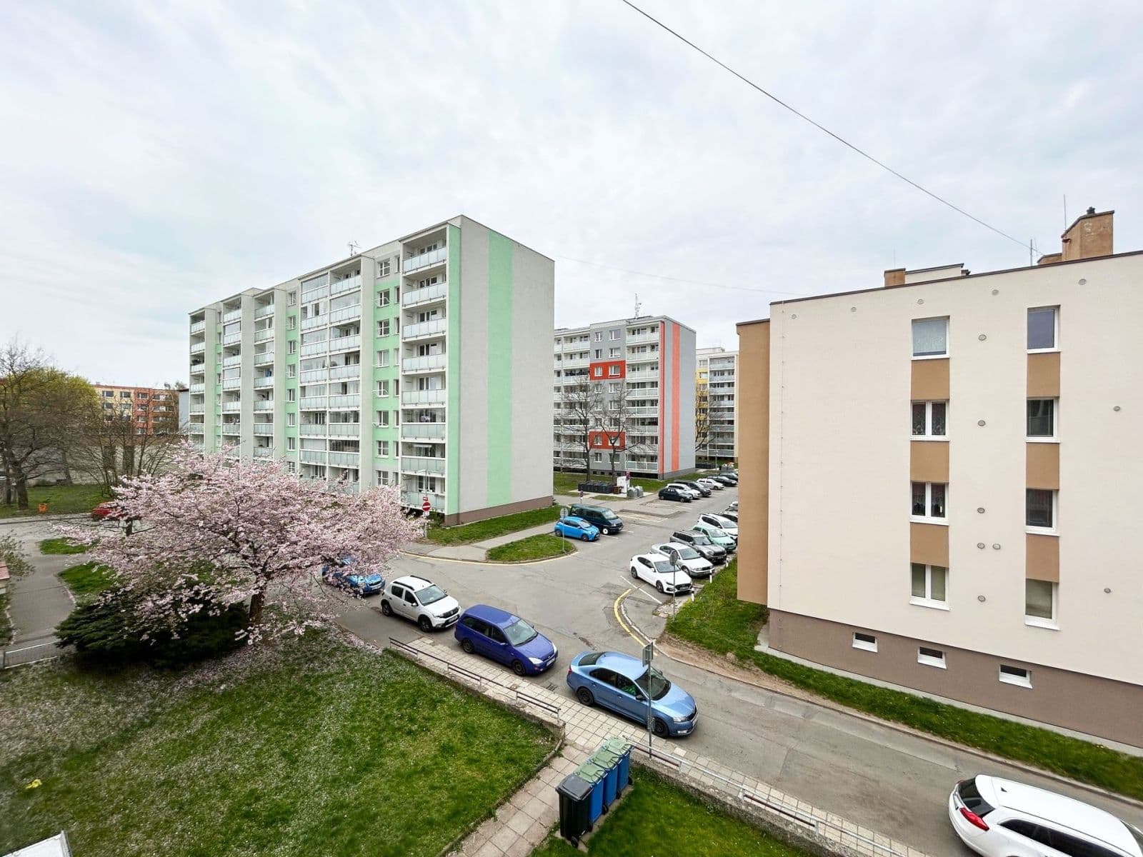 Pronájem bytu 3+1 84 m², Roháčova, Český Brod, Středočeský kraj Pronájem bytu 3+1 84 m², Roháčova, Český Brod, Středočeský kraj