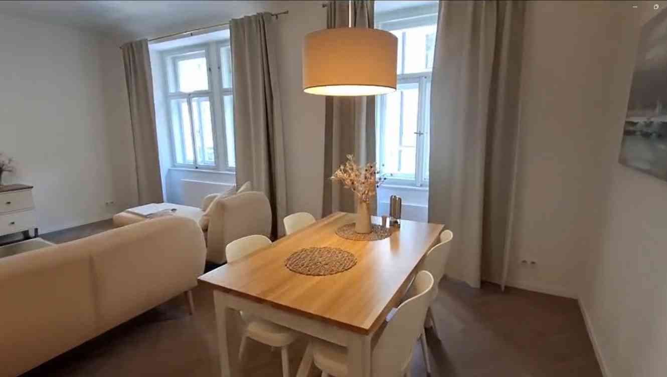 Pronájem bytu 2+kk 84 m², Valentinská, Praha, Praha Pronájem bytu 2+kk 84 m², Valentinská, Praha, Praha
