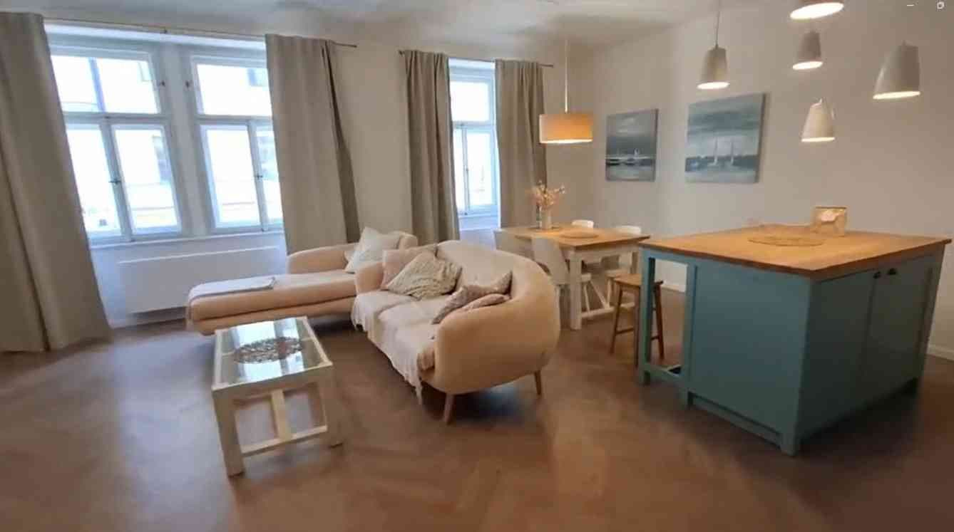 Pronájem bytu 2+kk 84 m², Valentinská, Praha, Praha Pronájem bytu 2+kk 84 m², Valentinská, Praha, Praha