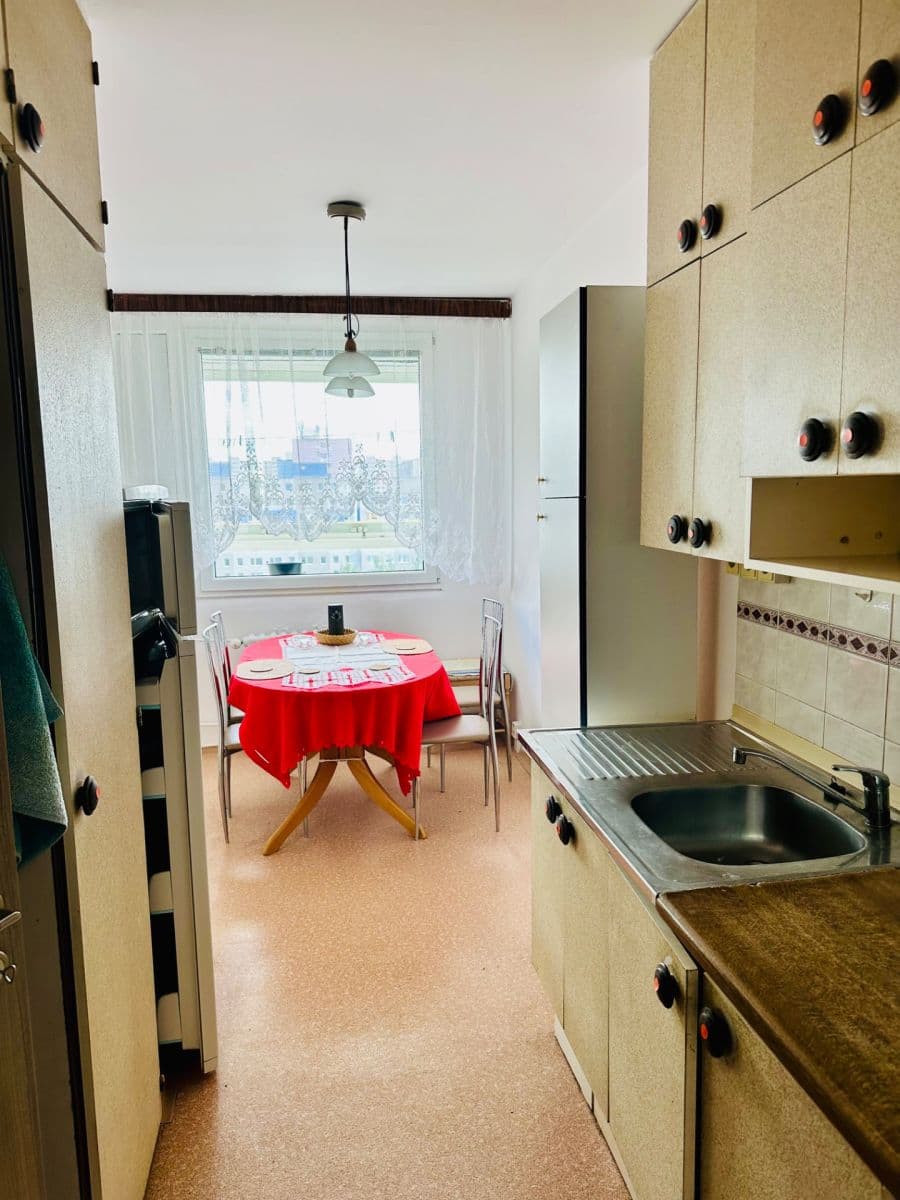 Pronájem bytu 3+1 75 m², Hekrova, Praha, Praha Pronájem bytu 3+1 75 m², Hekrova, Praha, Praha