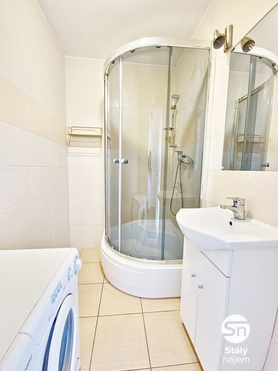 Prodej bytu 2+kk 47 m², Oleška, Středočeský kraj Prodej bytu 2+kk 47 m², Oleška, Středočeský kraj