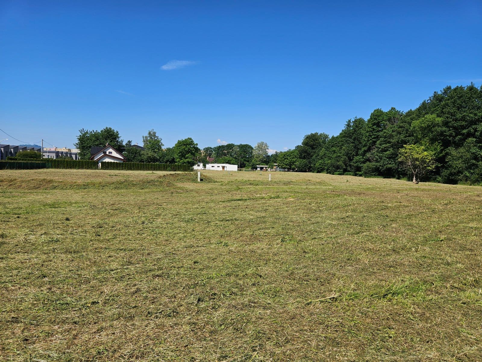 Prodej pozemku 1.000 m², Frýdek-Místek, Moravskoslezský kraj Prodej pozemku 1.000 m², Frýdek-Místek, Moravskoslezský kraj