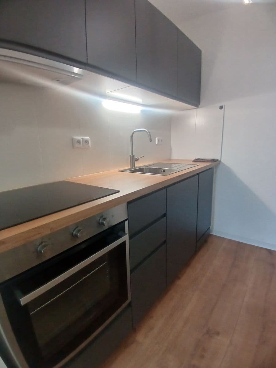 Pronájem bytu 2+kk 42 m², Kusého, Praha, Praha Pronájem bytu 2+kk 42 m², Kusého, Praha, Praha
