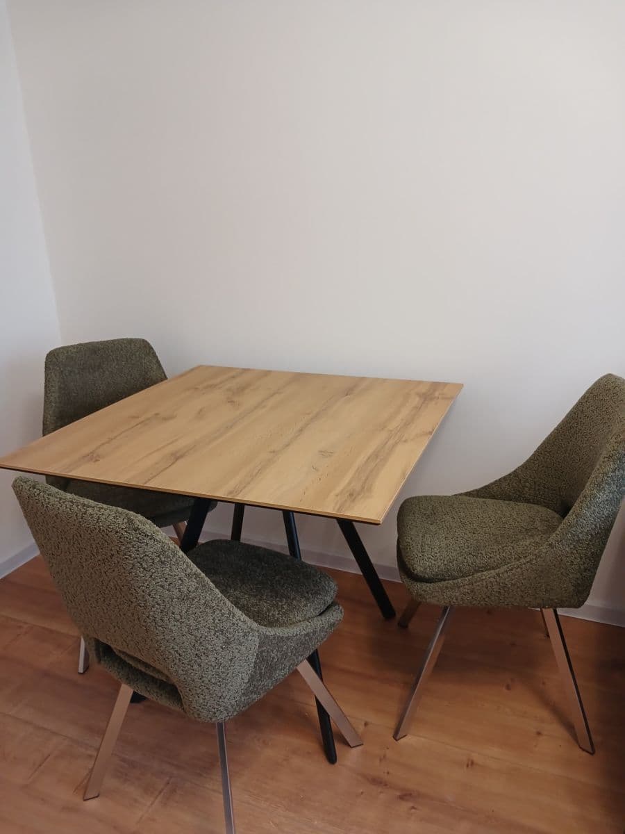 Pronájem bytu 2+kk 42 m², Kusého, Praha, Praha Pronájem bytu 2+kk 42 m², Kusého, Praha, Praha