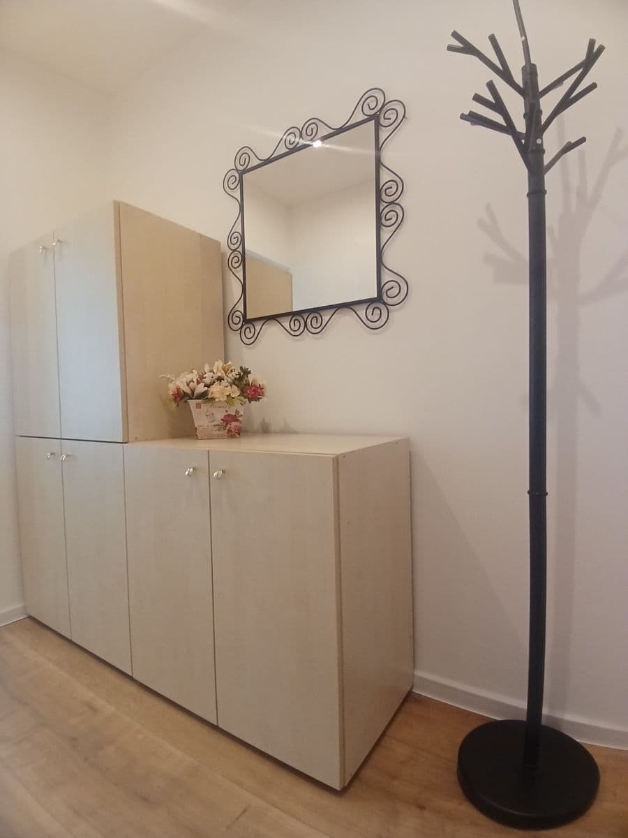 Pronájem bytu 2+kk 42 m², Kusého, Praha, Praha Pronájem bytu 2+kk 42 m², Kusého, Praha, Praha