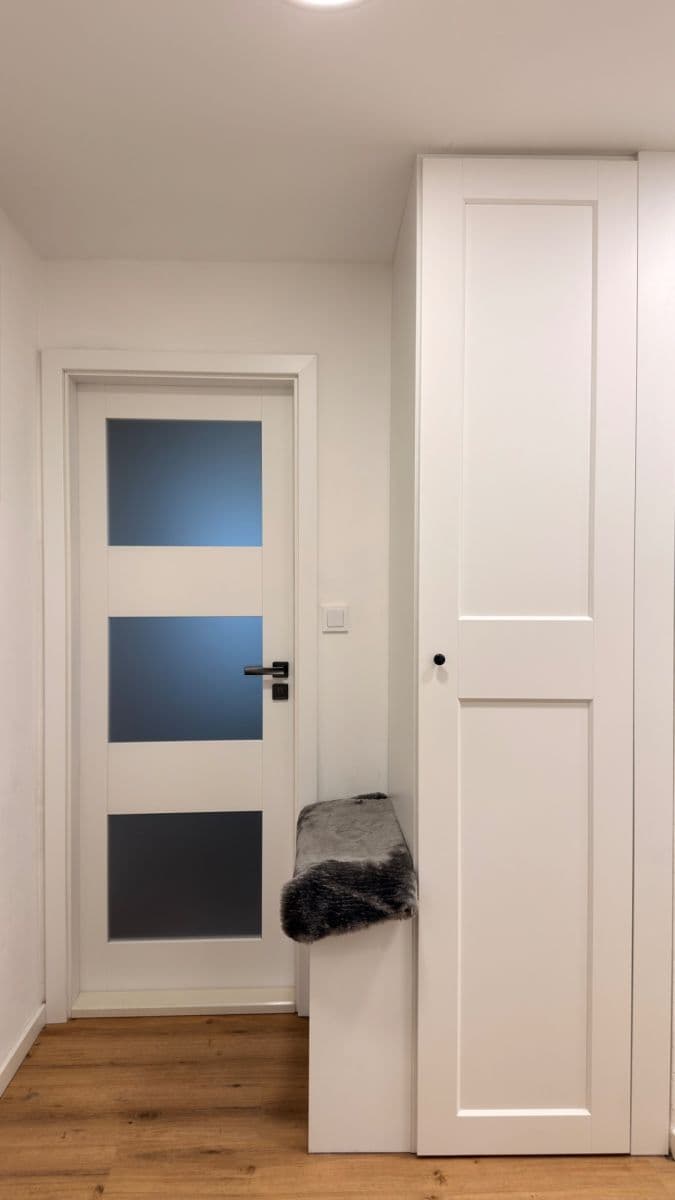 Pronájem bytu 2+kk 60 m², Jarosl. Kociána, Kladno, Středočeský kraj Pronájem bytu 2+kk 60 m², Jarosl. Kociána, Kladno, Středočeský kraj