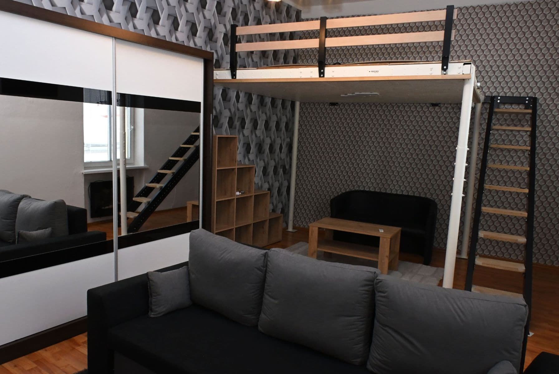 Pronájem bytu 1+1 41 m², Horný val, Žilina, Žilinský kraj Pronájem bytu 1+1 41 m², Horný val, Žilina, Žilinský kraj