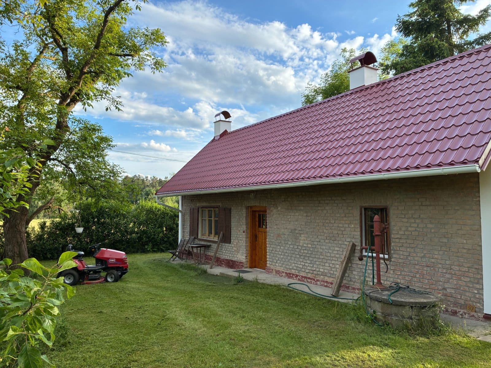 Pronájem chaty, chalupy 37 m², pozemek 1.100 m², Ledce, Středočeský kraj Pronájem chaty, chalupy 37 m², pozemek 1.100 m², Ledce, Středočeský kraj