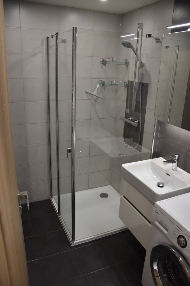 Pronájem bytu 2+kk 58 m², Košinova, Brno, Jihomoravský kraj Pronájem bytu 2+kk 58 m², Košinova, Brno, Jihomoravský kraj
