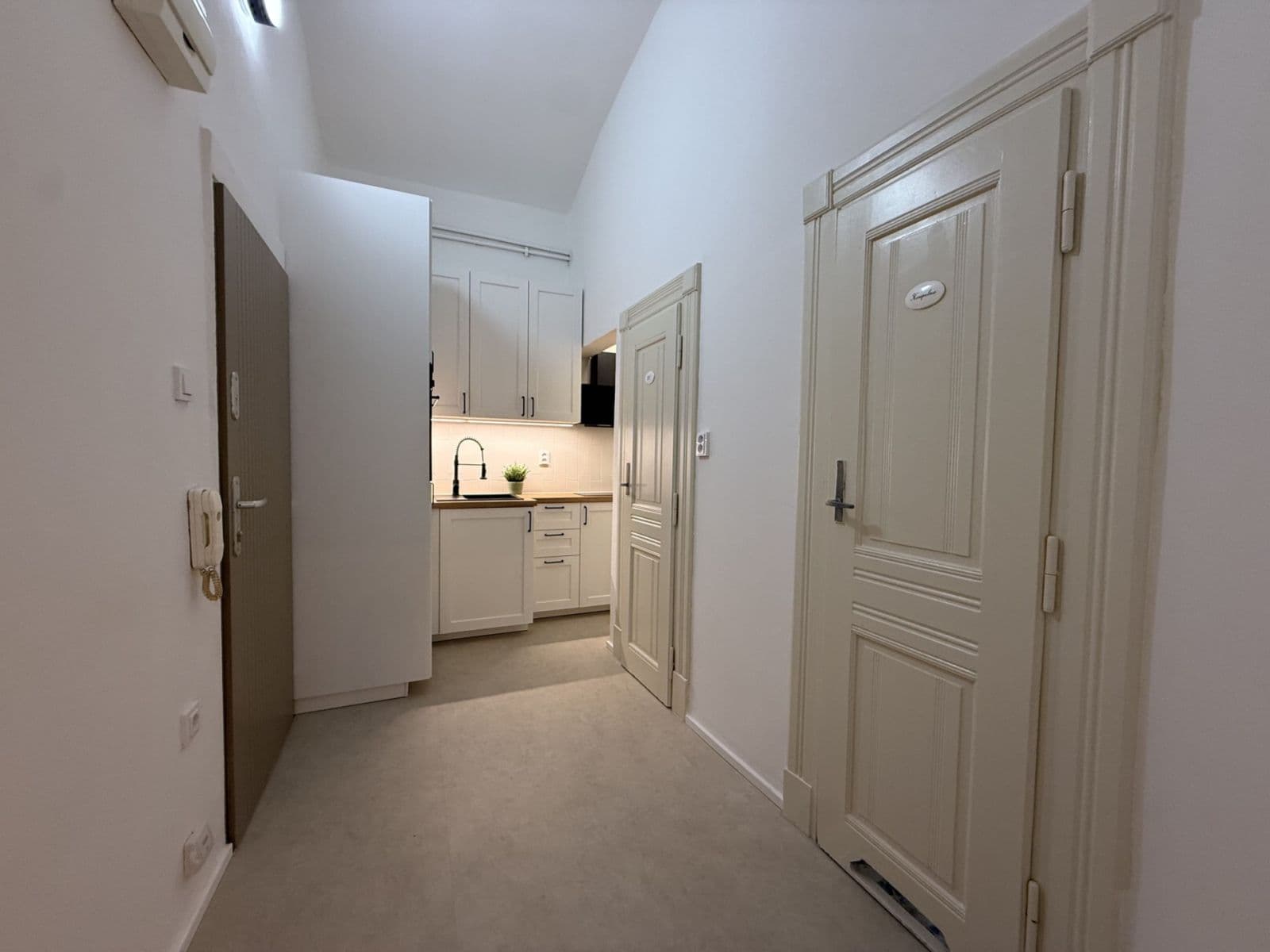 Pronájem bytu 2+kk 47 m², Gorazdova, Praha, Praha Pronájem bytu 2+kk 47 m², Gorazdova, Praha, Praha