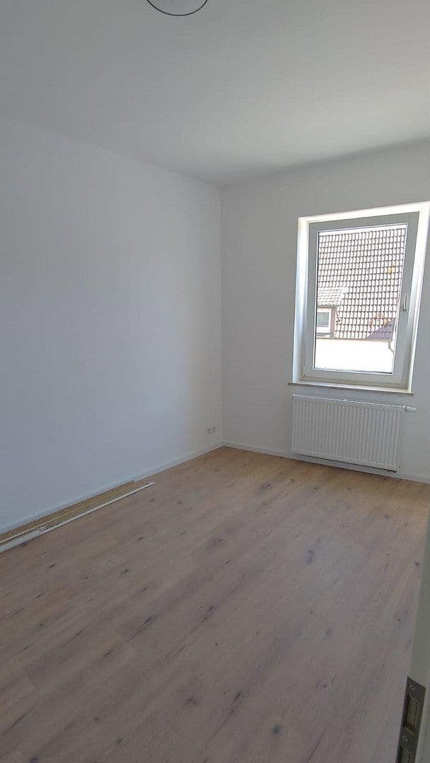 Prodej bytu 4+1 98 m², Hauptstraße 164, Bellheim, Porýní-Falc Prodej bytu 4+1 98 m², Hauptstraße 164, Bellheim, Porýní-Falc