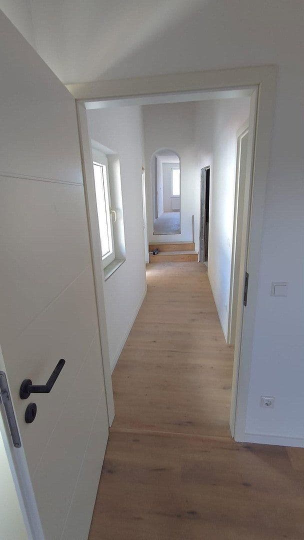 Prodej bytu 4+1 98 m², Hauptstraße 164, Bellheim, Porýní-Falc Prodej bytu 4+1 98 m², Hauptstraße 164, Bellheim, Porýní-Falc