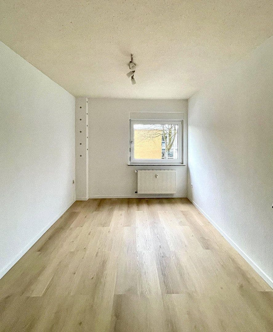Pronájem bytu 3+1 71 m², Remscheid, Severní Porýní-Vestfálsko Pronájem bytu 3+1 71 m², Remscheid, Severní Porýní-Vestfálsko