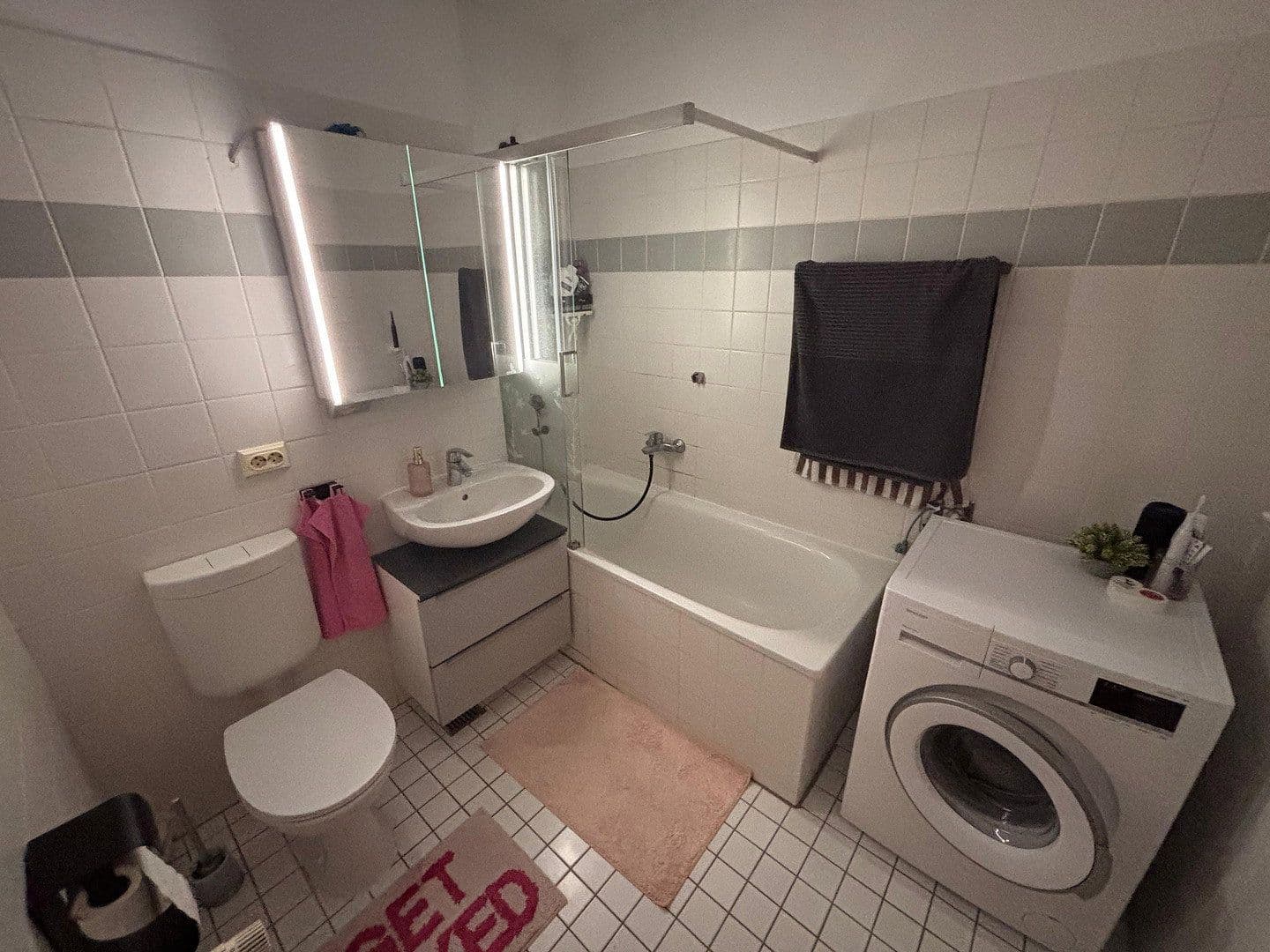 Pronájem bytu 2+1 63 m², Elisabethstr. 19a, Strausberg, Braniborsko Pronájem bytu 2+1 63 m², Elisabethstr. 19a, Strausberg, Braniborsko
