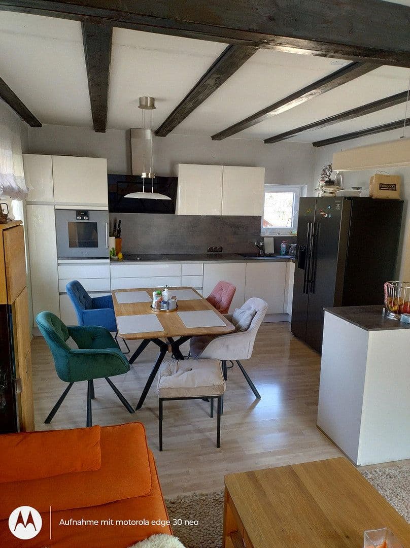 Prodej domu 143 m², pozemek 495 m², Adelshofen, Bavorsko Prodej domu 143 m², pozemek 495 m², Adelshofen, Bavorsko
