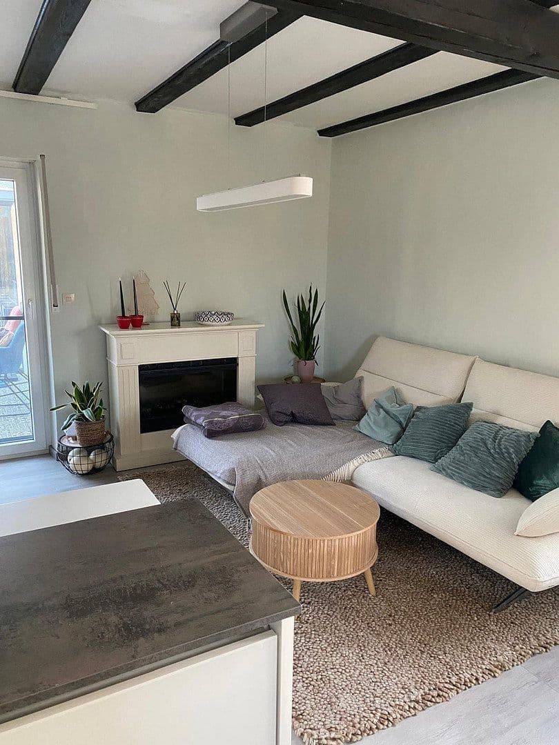 Prodej domu 143 m², pozemek 495 m², Adelshofen, Bavorsko Prodej domu 143 m², pozemek 495 m², Adelshofen, Bavorsko