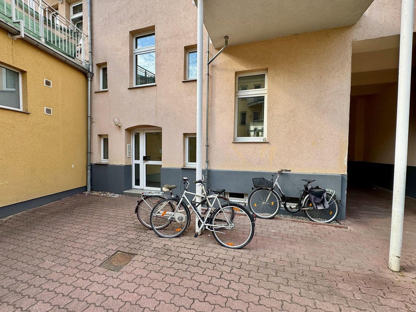 Pronájem bytu 1+1 24 m², Georg-Schumann-Str. 131, Leipzig, Sasko Pronájem bytu 1+1 24 m², Georg-Schumann-Str. 131, Leipzig, Sasko