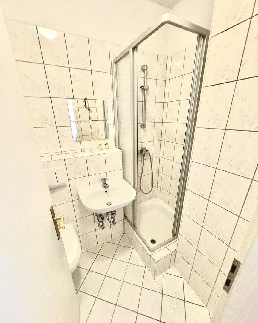 Pronájem bytu 1+1 24 m², Georg-Schumann-Str. 131, Leipzig, Sasko Pronájem bytu 1+1 24 m², Georg-Schumann-Str. 131, Leipzig, Sasko