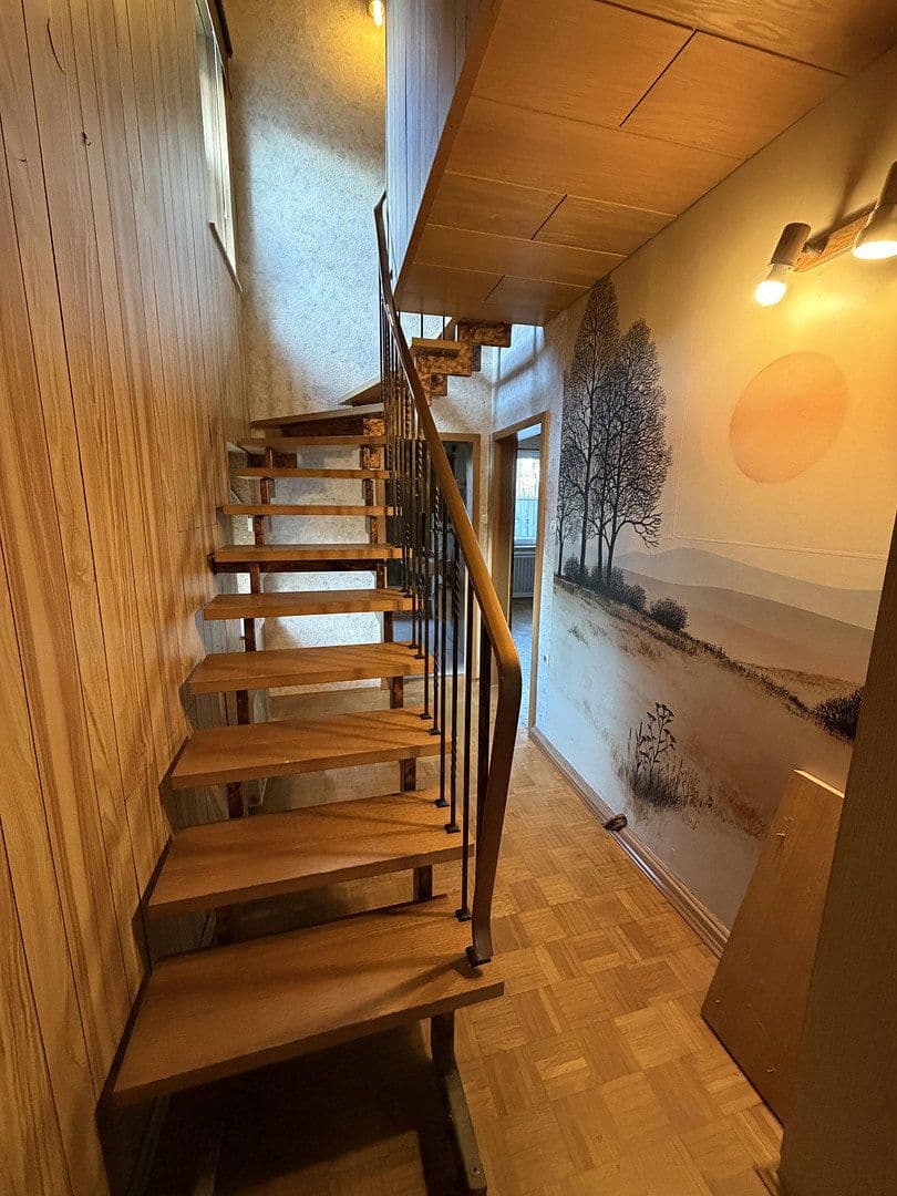 Prodej domu 213 m², pozemek 897 m², Witten, Severní Porýní-Vestfálsko Prodej domu 213 m², pozemek 897 m², Witten, Severní Porýní-Vestfálsko