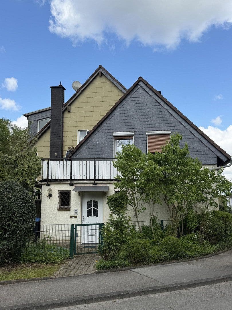 Prodej domu 213 m², pozemek 897 m², Witten, Severní Porýní-Vestfálsko Prodej domu 213 m², pozemek 897 m², Witten, Severní Porýní-Vestfálsko