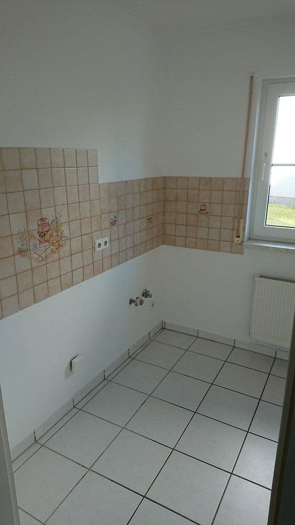 Pronájem bytu 2+1 55 m², Bergstrasse 24 a, Nörtershausen, Porýní-Falc Pronájem bytu 2+1 55 m², Bergstrasse 24 a, Nörtershausen, Porýní-Falc