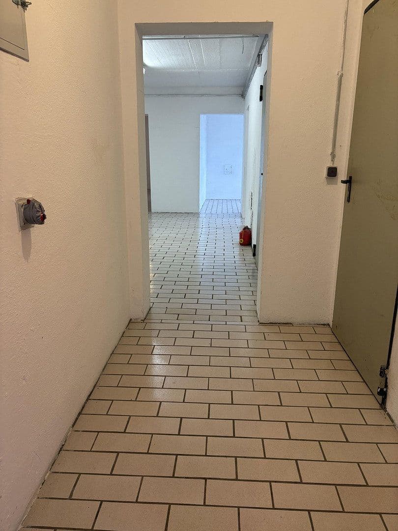 Prodej domu 245 m², pozemek 1.197 m², Kümmersbruck, Bavorsko Prodej domu 245 m², pozemek 1.197 m², Kümmersbruck, Bavorsko