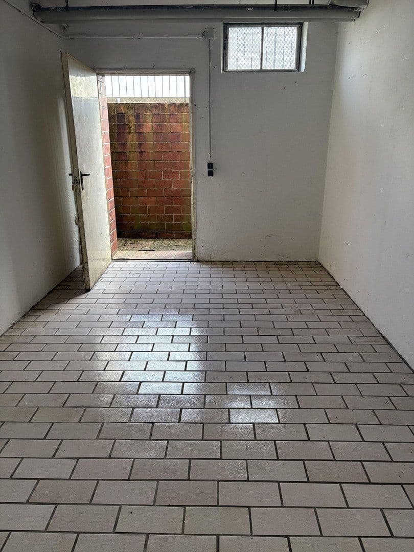 Prodej domu 245 m², pozemek 1.197 m², Kümmersbruck, Bavorsko Prodej domu 245 m², pozemek 1.197 m², Kümmersbruck, Bavorsko