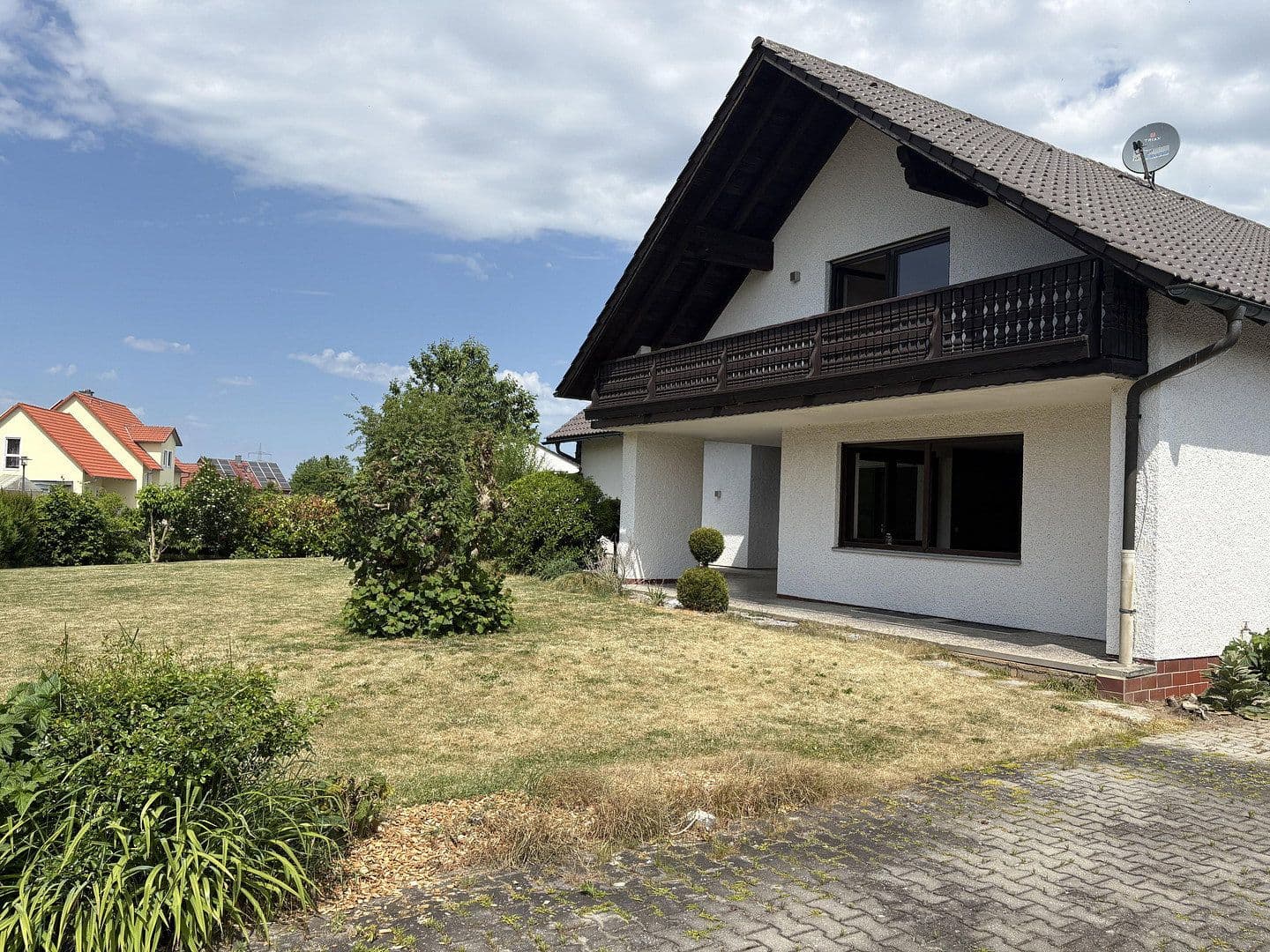 Prodej domu 245 m², pozemek 1.197 m², Kümmersbruck, Bavorsko Prodej domu 245 m², pozemek 1.197 m², Kümmersbruck, Bavorsko