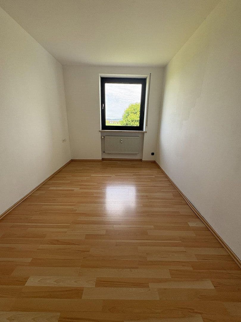 Prodej domu 245 m², pozemek 1.197 m², Kümmersbruck, Bavorsko Prodej domu 245 m², pozemek 1.197 m², Kümmersbruck, Bavorsko