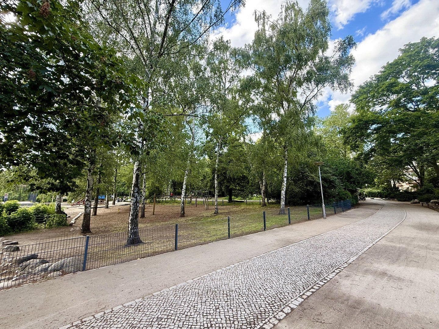Prodej bytu 3+1 52 m², Schoelerpark 12A, Berlin, Berlín Prodej bytu 3+1 52 m², Schoelerpark 12A, Berlin, Berlín