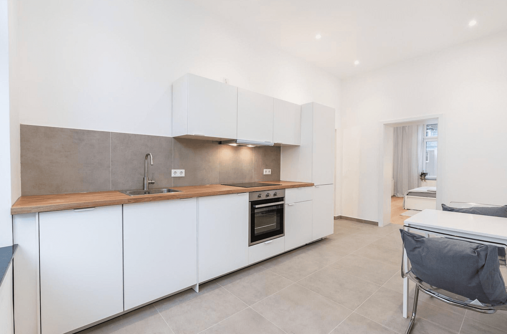 Prodej bytu 4+1 70 m², Köln, Severní Porýní-Vestfálsko Prodej bytu 4+1 70 m², Köln, Severní Porýní-Vestfálsko