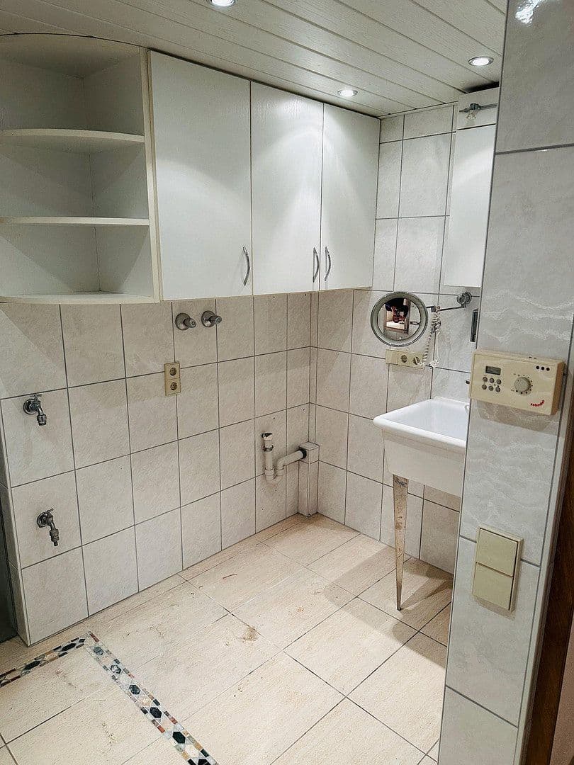 Prodej domu 345 m², pozemek 780 m², Oberer Rain 15, Gaggenau, Bádensko-Württembersko Prodej domu 345 m², pozemek 780 m², Oberer Rain 15, Gaggenau, Bádensko-Württembersko