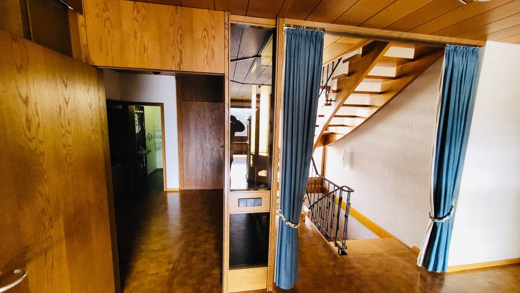 Prodej domu 345 m², pozemek 780 m², Oberer Rain 15, Gaggenau, Bádensko-Württembersko Prodej domu 345 m², pozemek 780 m², Oberer Rain 15, Gaggenau, Bádensko-Württembersko