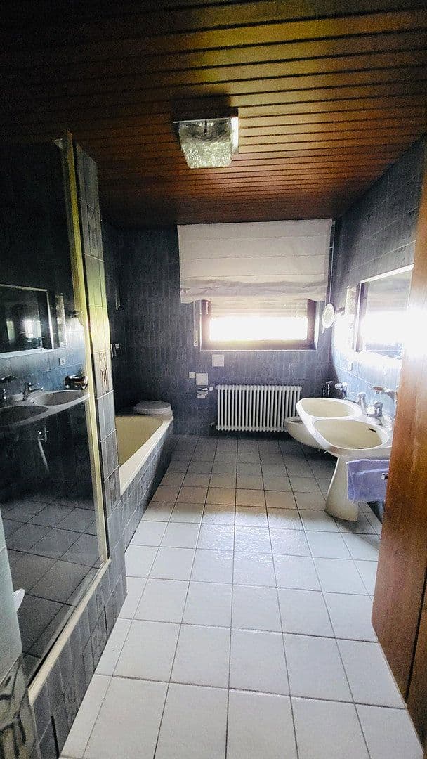 Prodej domu 345 m², pozemek 780 m², Oberer Rain 15, Gaggenau, Bádensko-Württembersko Prodej domu 345 m², pozemek 780 m², Oberer Rain 15, Gaggenau, Bádensko-Württembersko