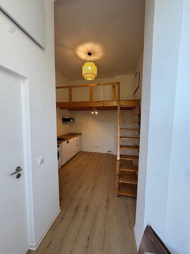 Pronájem bytu 1+1 14 m², Rathenauplatz 11, Wiesbaden Biebrich, Hessen Pronájem bytu 1+1 14 m², Rathenauplatz 11, Wiesbaden Biebrich, Hessen