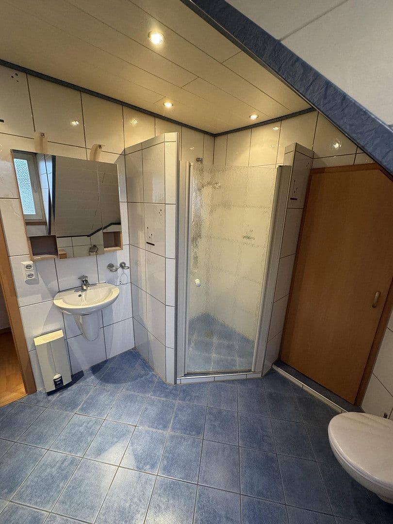 Prodej domu 110 m², pozemek 332 m², Emmerich am Rhein, Severní Porýní-Vestfálsko Prodej domu 110 m², pozemek 332 m², Emmerich am Rhein, Severní Porýní-Vestfálsko