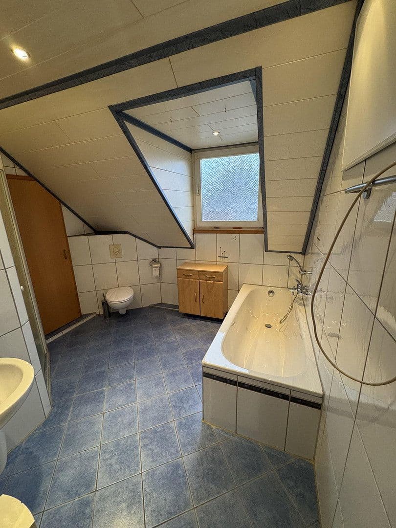 Prodej domu 110 m², pozemek 332 m², Emmerich am Rhein, Severní Porýní-Vestfálsko Prodej domu 110 m², pozemek 332 m², Emmerich am Rhein, Severní Porýní-Vestfálsko