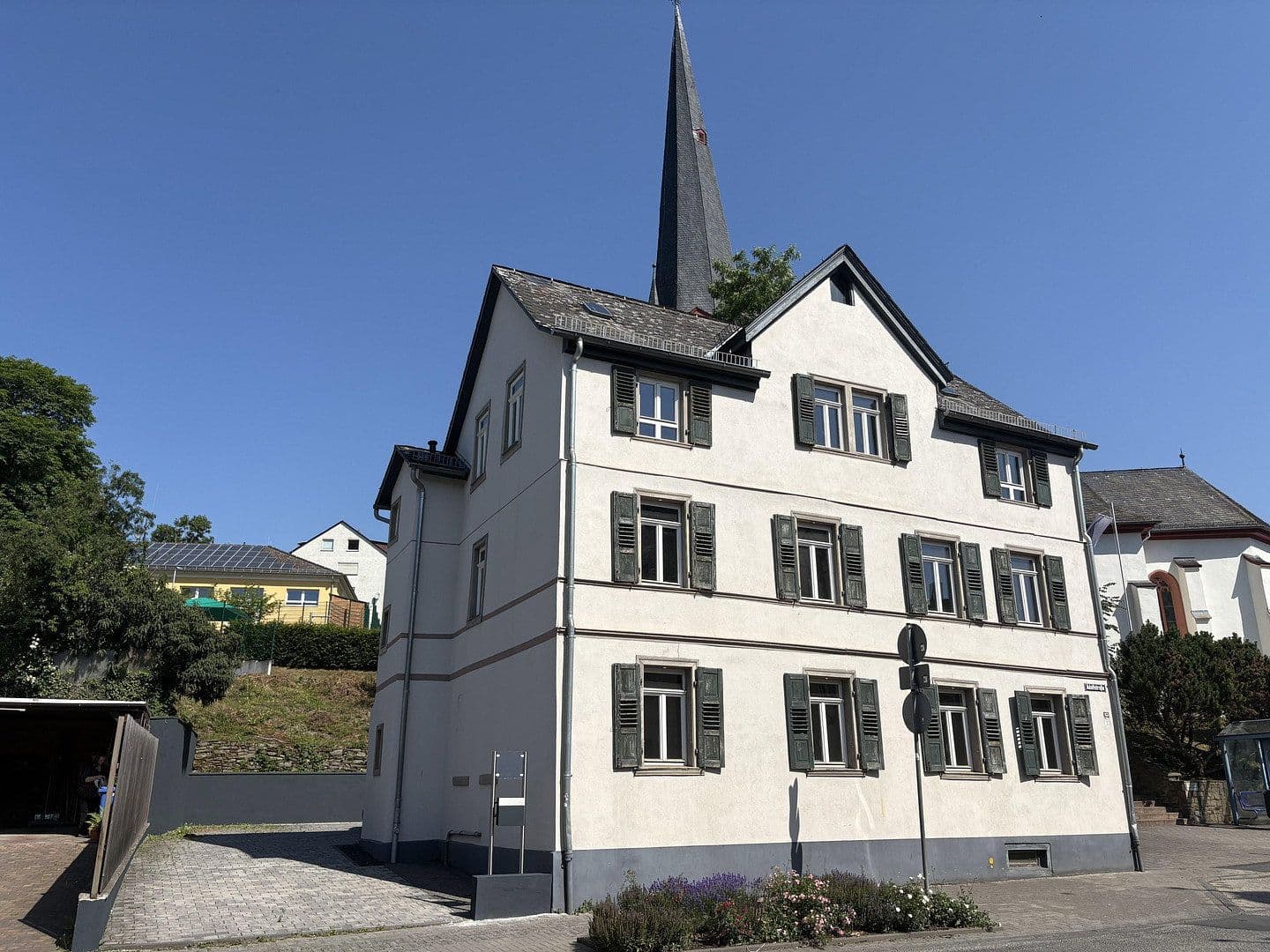 Pronájem kanceláře 190 m², Adolfstraße 143, Bad Schwalbach, Hessen Pronájem kanceláře 190 m², Adolfstraße 143, Bad Schwalbach, Hessen