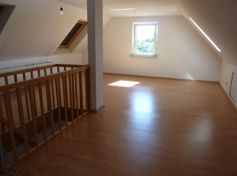 Prodej domu 201 m², pozemek 165 m², Oberhausen, Severní Porýní-Vestfálsko Prodej domu 201 m², pozemek 165 m², Oberhausen, Severní Porýní-Vestfálsko