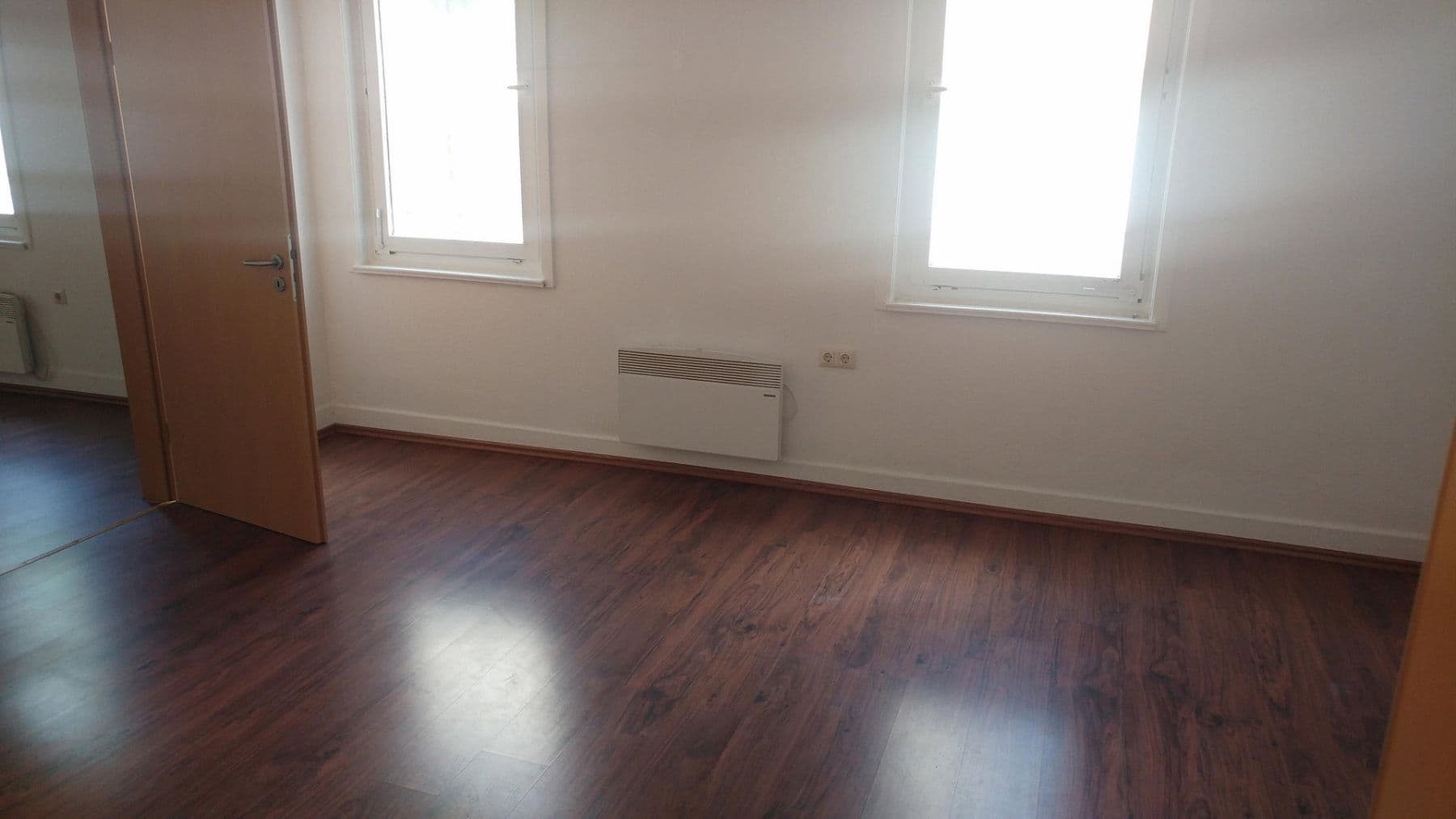 Pronájem bytu 1+1 40 m², Hohenlohestrasse 75, Bad Wildbad, Bádensko-Württembersko Pronájem bytu 1+1 40 m², Hohenlohestrasse 75, Bad Wildbad, Bádensko-Württembersko