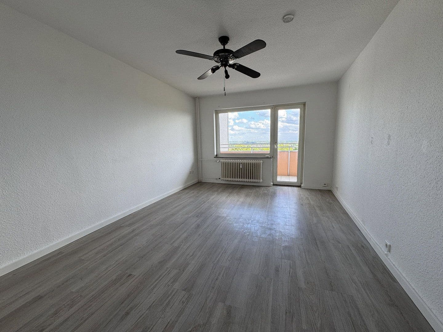 Pronájem bytu 2+1 50 m², Mettmann, Severní Porýní-Vestfálsko Pronájem bytu 2+1 50 m², Mettmann, Severní Porýní-Vestfálsko
