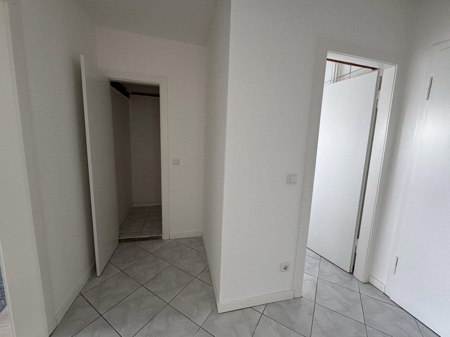 Pronájem bytu 2+1 50 m², Mettmann, Severní Porýní-Vestfálsko Pronájem bytu 2+1 50 m², Mettmann, Severní Porýní-Vestfálsko