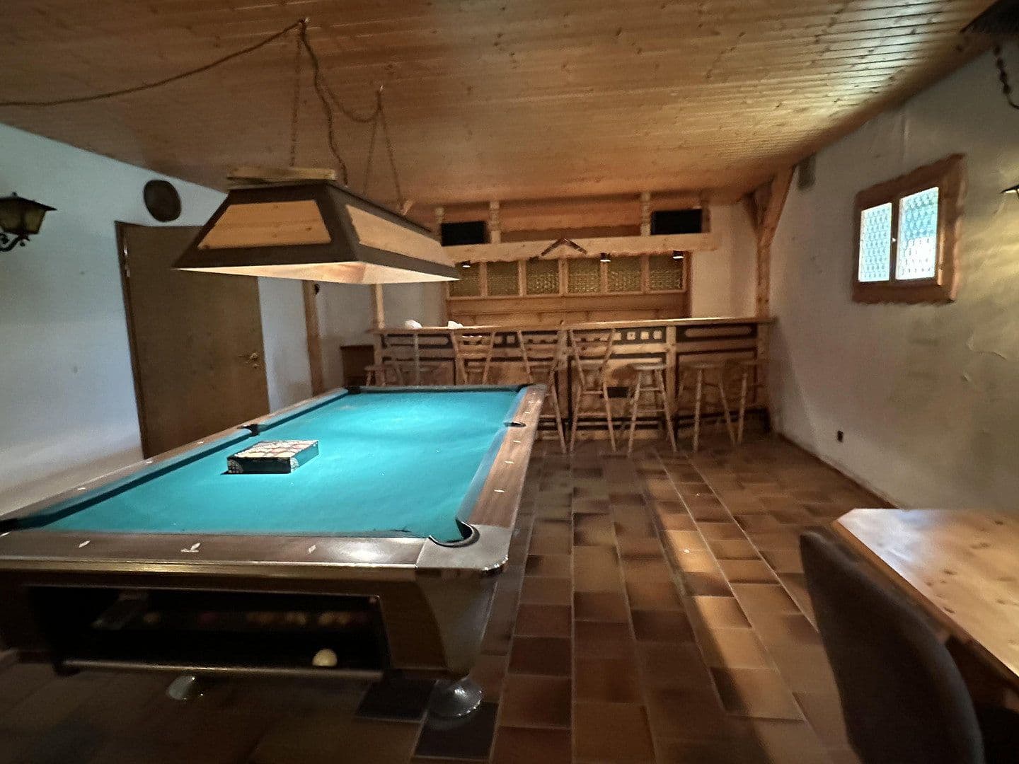 Prodej domu 300 m², pozemek 3.400 m², An den Lindenbäumen 58, Fuldabrück, Hessen Prodej domu 300 m², pozemek 3.400 m², An den Lindenbäumen 58, Fuldabrück, Hessen