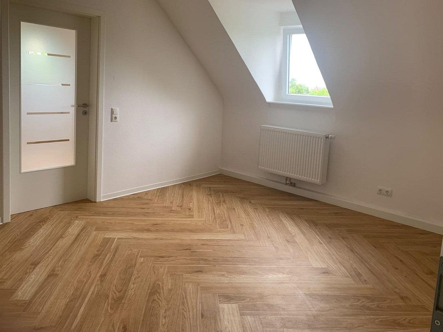Pronájem bytu 2+1 60 m², Kaiserallee 31, Karlsruhe, Bádensko-Württembersko Pronájem bytu 2+1 60 m², Kaiserallee 31, Karlsruhe, Bádensko-Württembersko