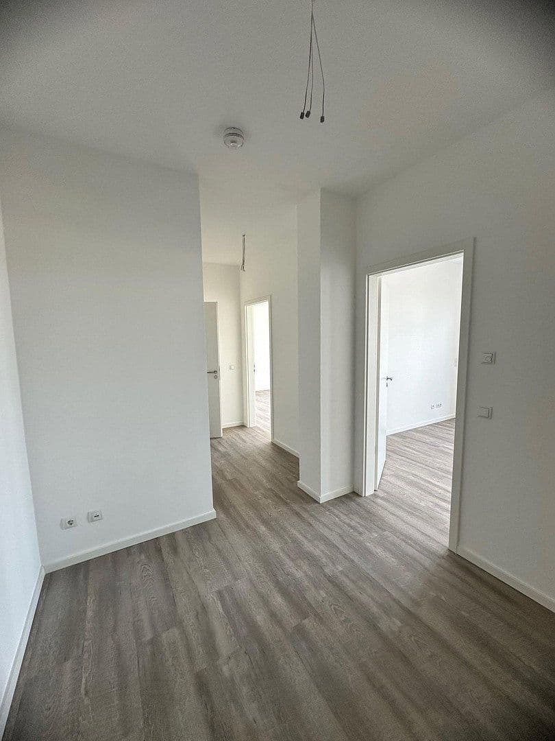 Pronájem bytu 2+1 78 m², Regener Straße 65, Berlin, Berlín Pronájem bytu 2+1 78 m², Regener Straße 65, Berlin, Berlín